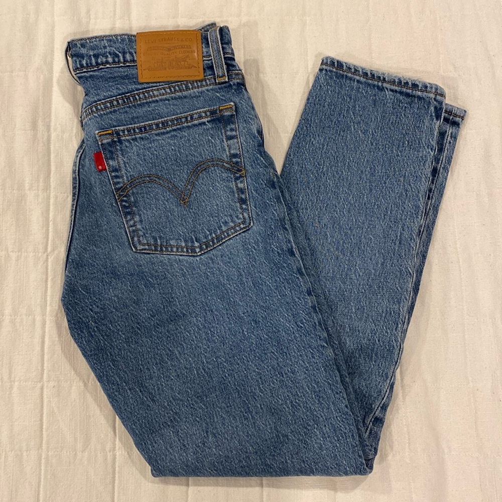 Levi’s Wedgie Straight Fit Jeans
